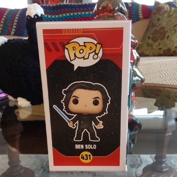 Funko Pop - Ben Solo Figure in Black Outfit - Picture 4 of 9